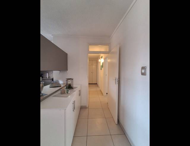 2 BEDROOM FLAT FOR SALE IN THREE RIVERS
